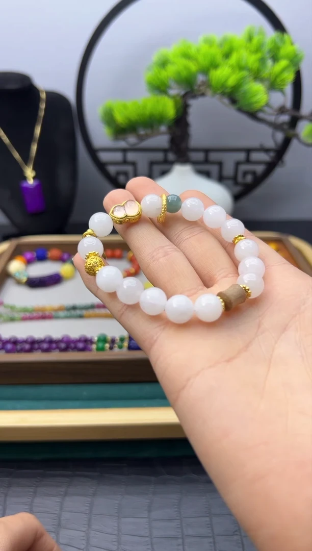 【闪购商品】和田玉手链14K金镶嵌S140