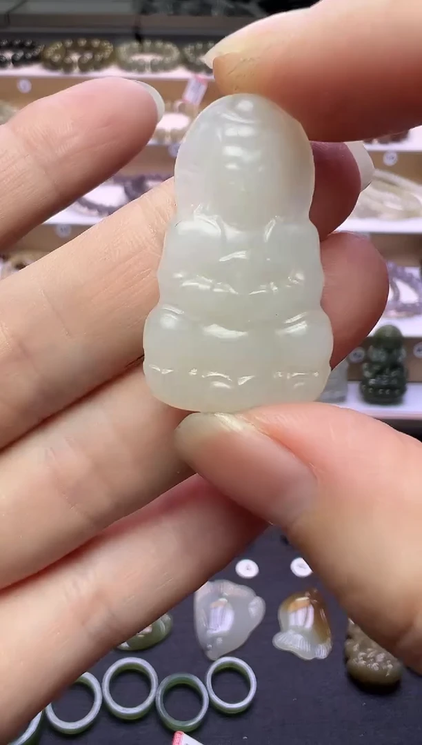 颈饰未镶嵌和田玉224号链接