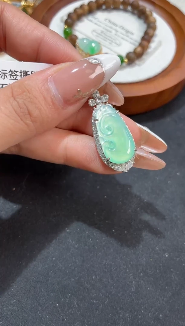 吊坠(不含链)银S925镶嵌翡翠【挽石珠宝】如意