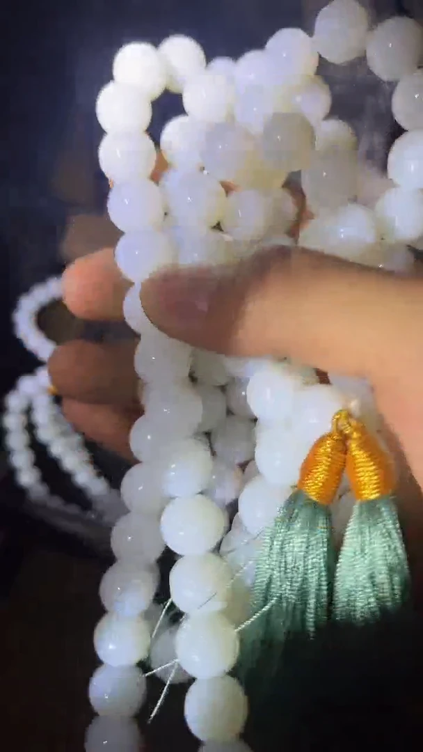 和田玉未镶嵌颈饰荔枝白项链带流苏