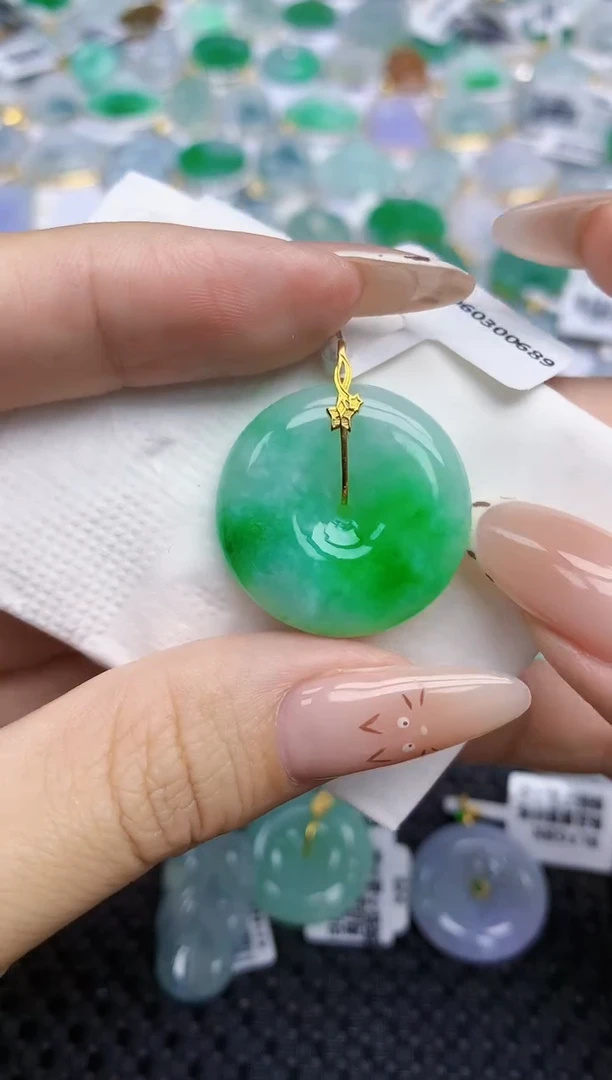 翡翠18K金镶嵌颈饰412   天然翡翠A货
