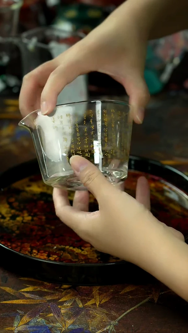 一器一玩味 一壶一春秋