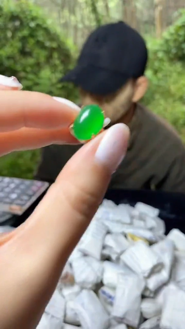 满色吊坠  所见即所得！