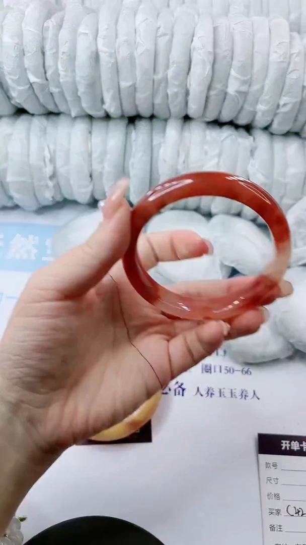 【闪购商品】石英质玉手镯未镶嵌多样性发货C42