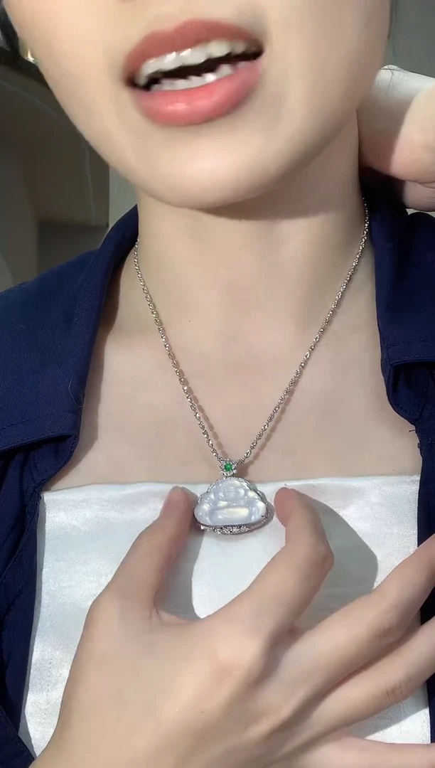 吊坠(不含链)18K金镶嵌翡翠冬日珠宝Q90