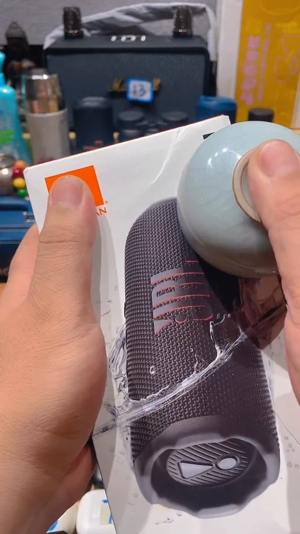 瓷片闪购商品 如图所示