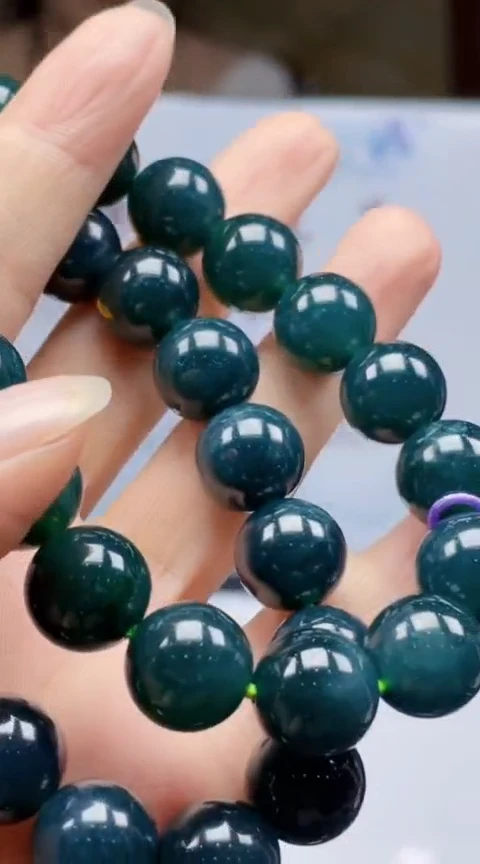 翡翠未镶嵌颈饰多样性发货 (只发一件) *MC41