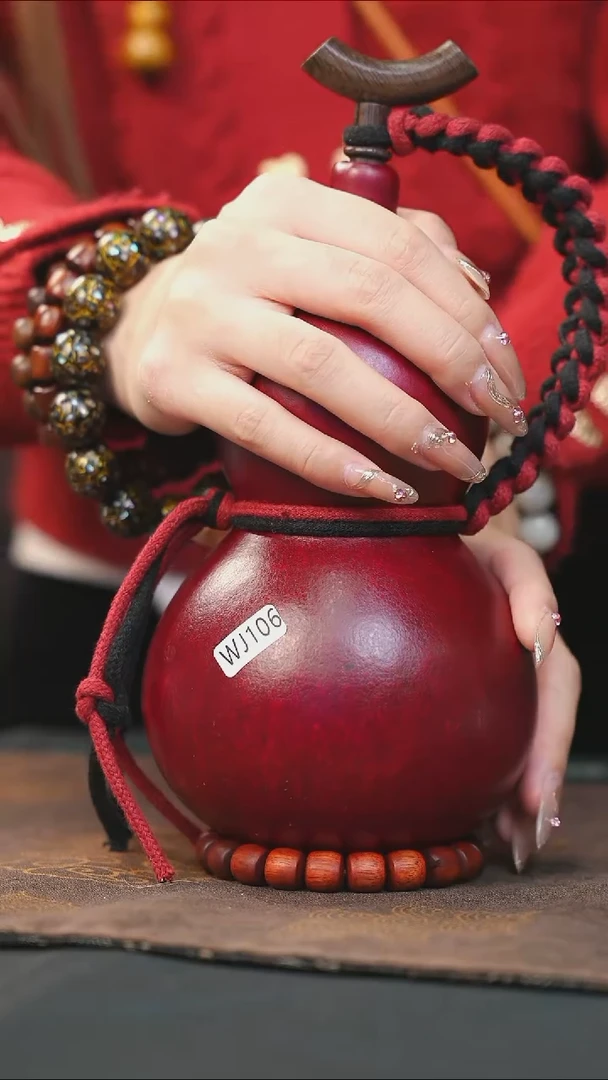 【闪购商品】WJ106红色中容量酒葫芦随缘发