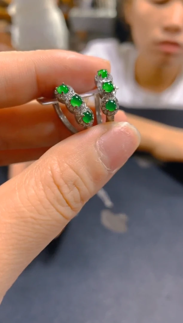 翡翠未镶嵌耳饰0868111788多样性发一