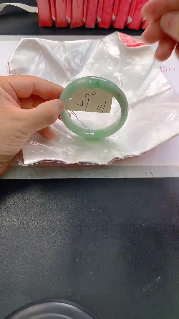 未镶嵌手镯翡翠111