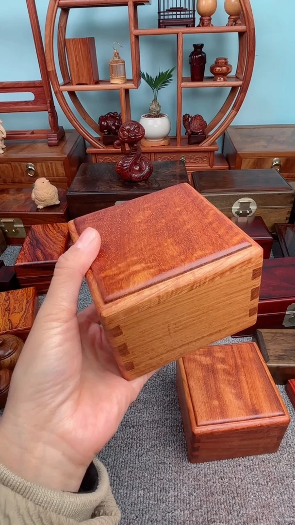 【闪购商品】老板娘推荐缅花方盒