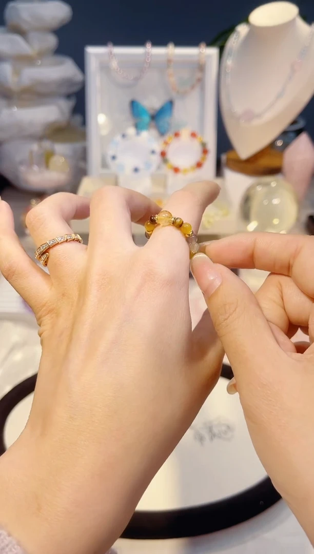 未镶嵌手串水晶?***～金霸戒指