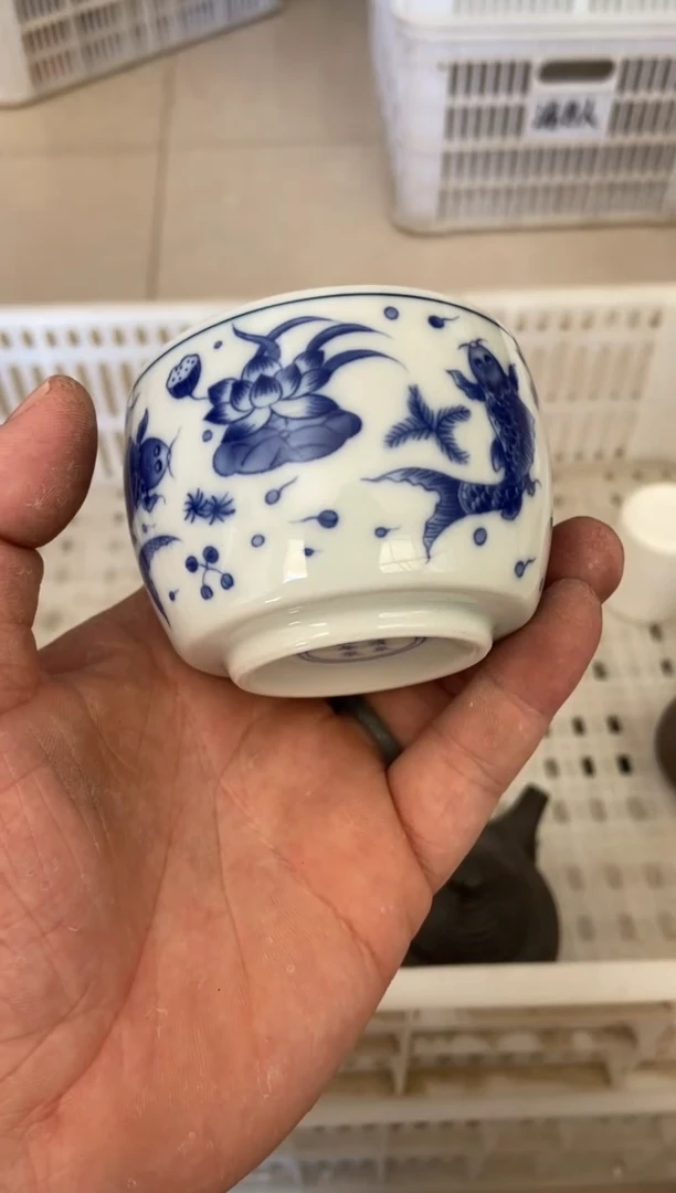 无运费险有瑕疵的摄影的产品有使用过的痕迹有点脏介意勿拍