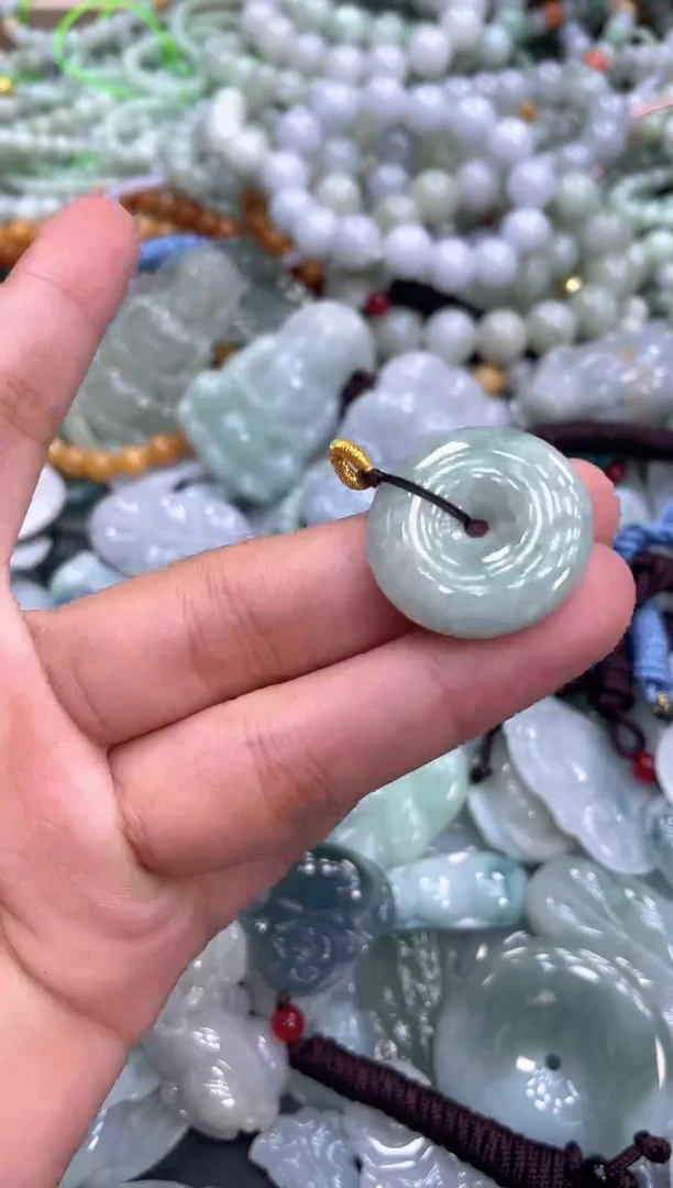 颈饰未镶嵌翡翠048