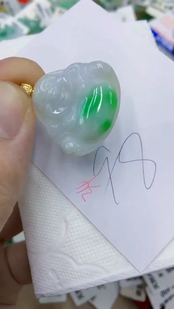 颈饰未镶嵌翡翠11111111111