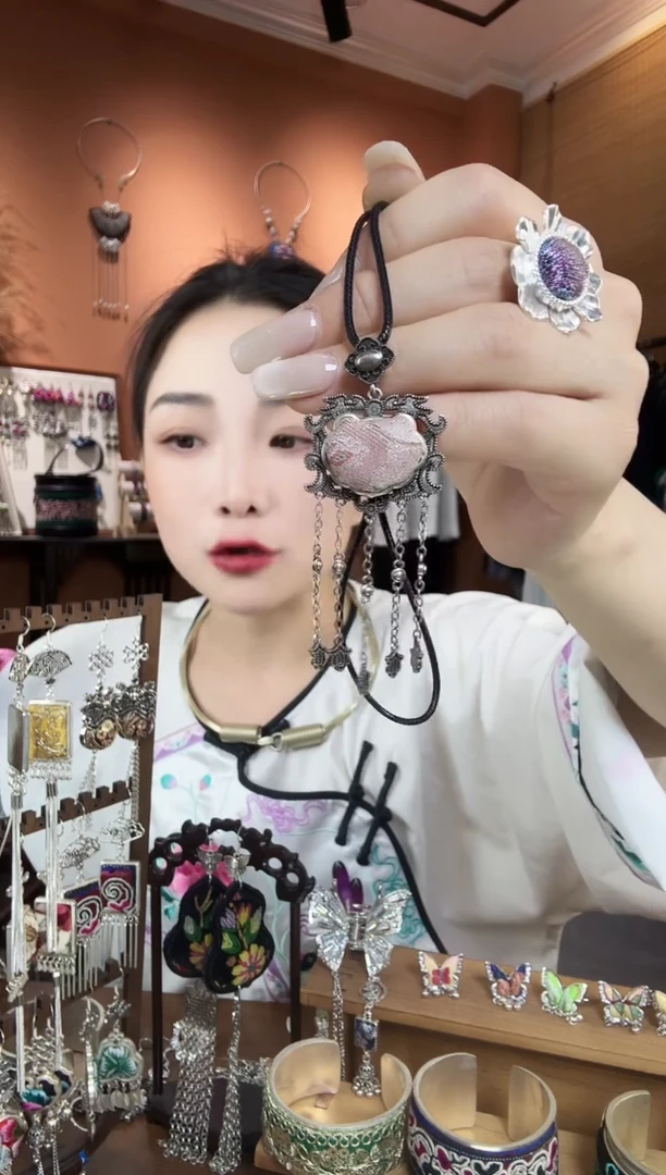 刺绣纯手工民族风项链