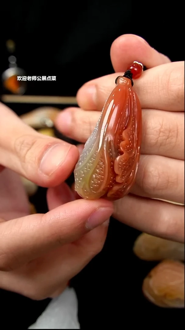 寿山石五彩白菜挂坠