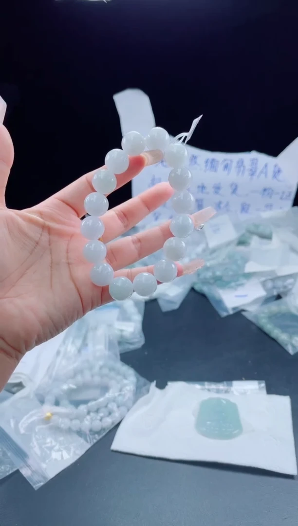 未镶嵌定制翡翠珠串
