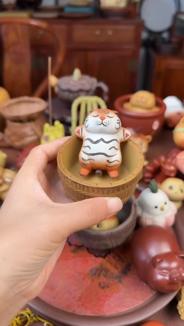 紫砂茶宠紫砂小躺平虎加盆