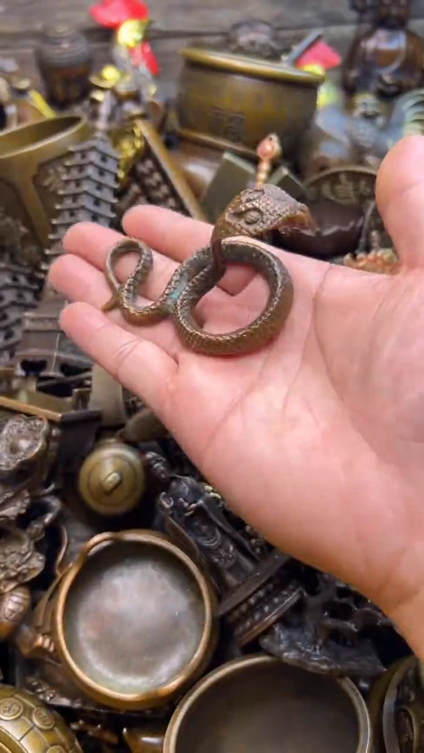 精美铜器，点击下单