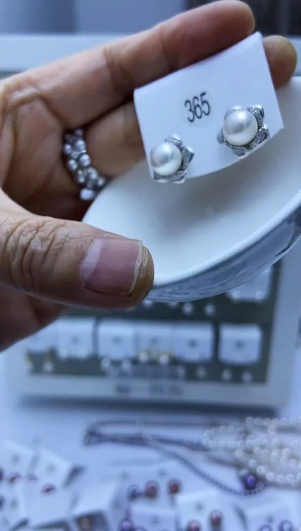 银S925镶嵌耳饰海水珍珠365