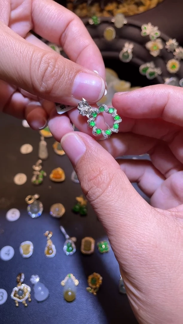 吊坠(不含链)银S925镶嵌翡翠1