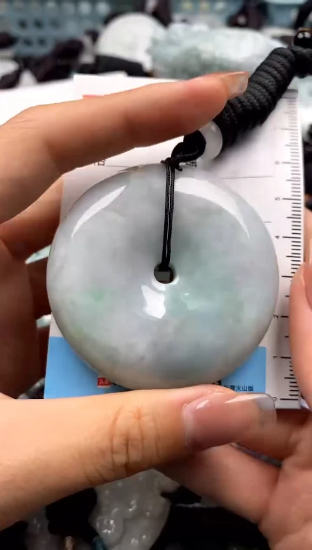 【闪购商品】翡翠未镶嵌吊坠(不含链)1