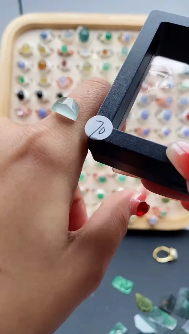 【闪购商品】翡翠裸石缅甸天然A货翡翠裸石+