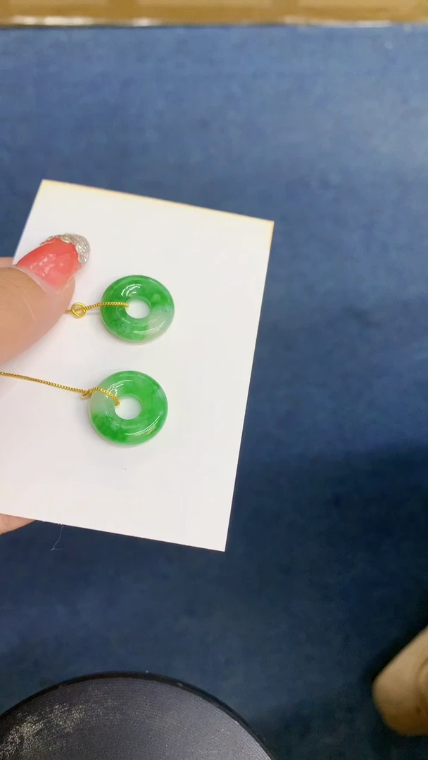 颈饰未镶嵌翡翠1