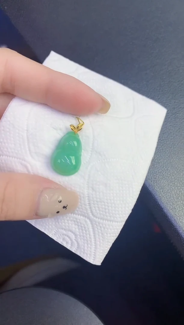 颈饰18K金镶嵌翡翠缅甸天然翡翠a货