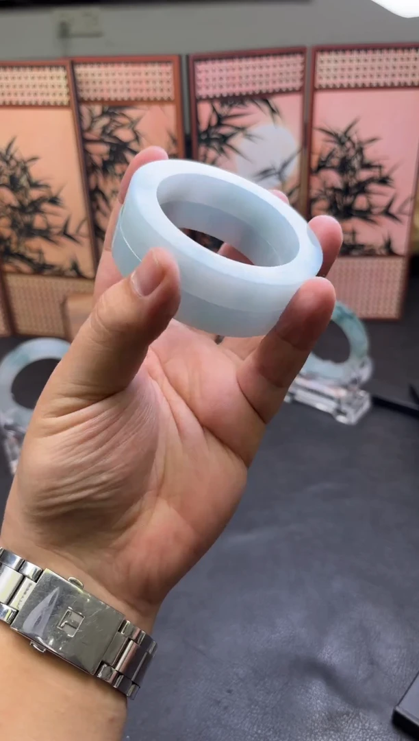 未镶嵌手镯定制翡翠多样性发货