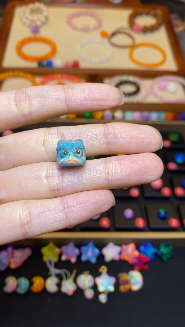 树脂制品蘑***莫11mm+人工欧泊醒狮