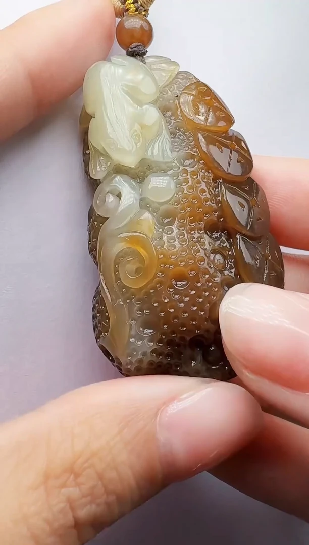 定制和田玉玉见匠心甄选天然和田玉（拍一发一）