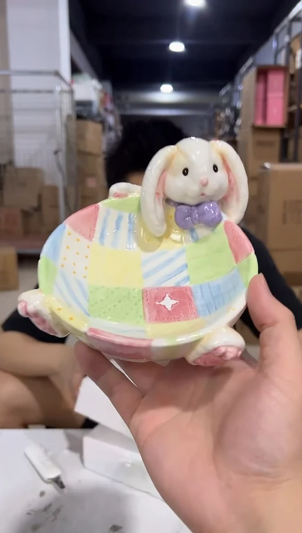 瓷片绿色原盒兔子糖果碗