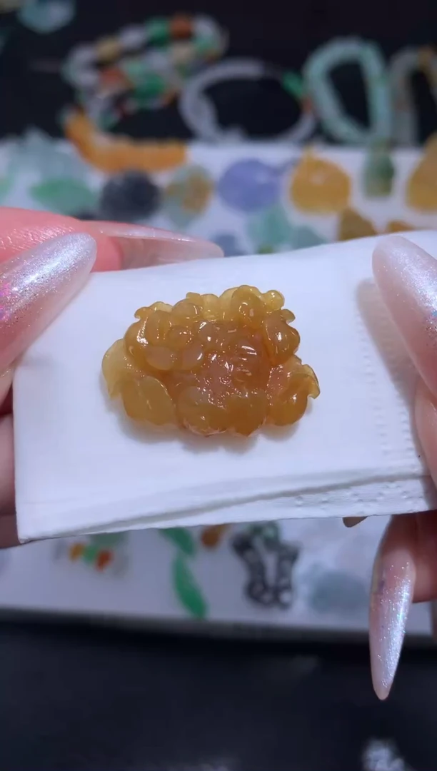 未镶嵌定制翡翠莲花
