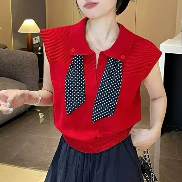 红色ootd穿搭时尚丝巾翻领小飞袖t恤女夏薄款轻奢高级感气质上衣