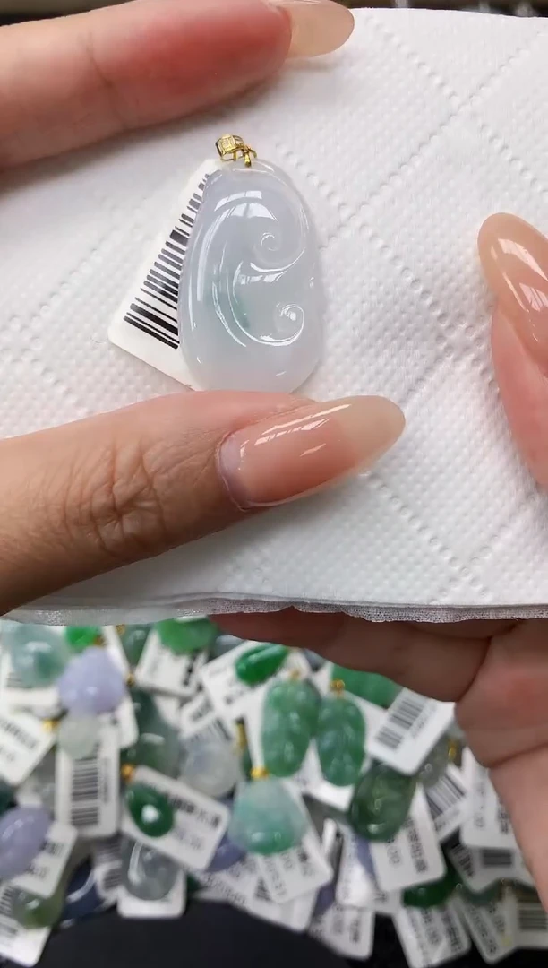 颈饰未镶嵌翡翠11111111111