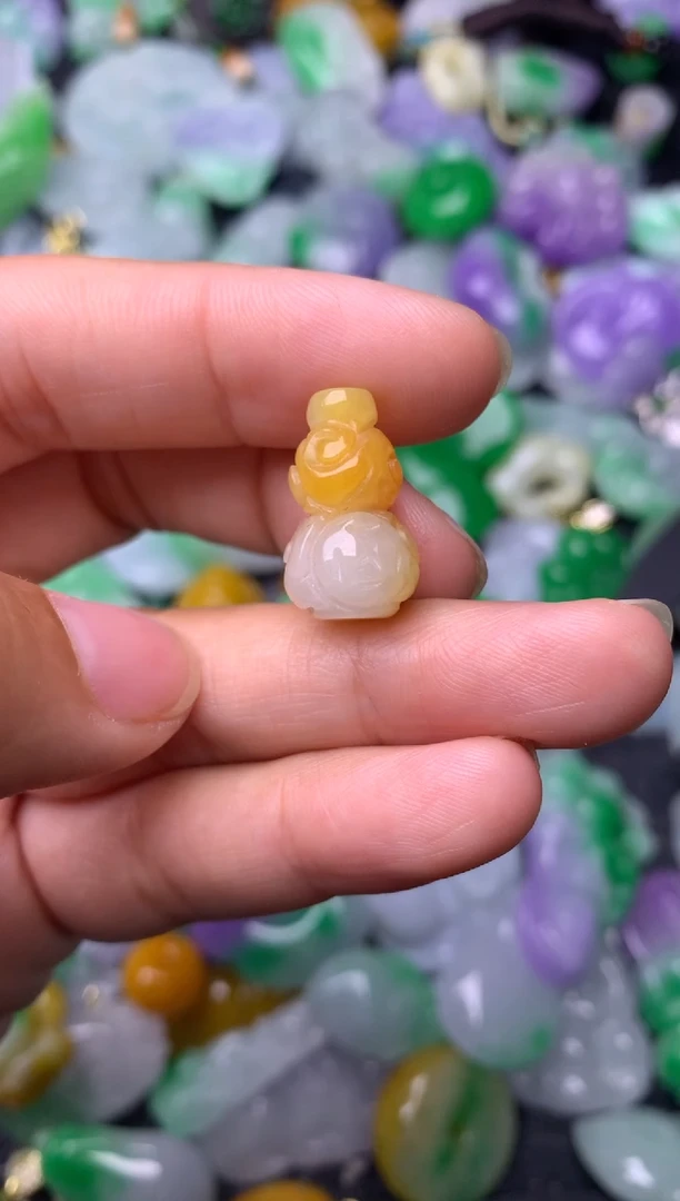 颈饰未镶嵌翡翠缅甸翡翠吊坠