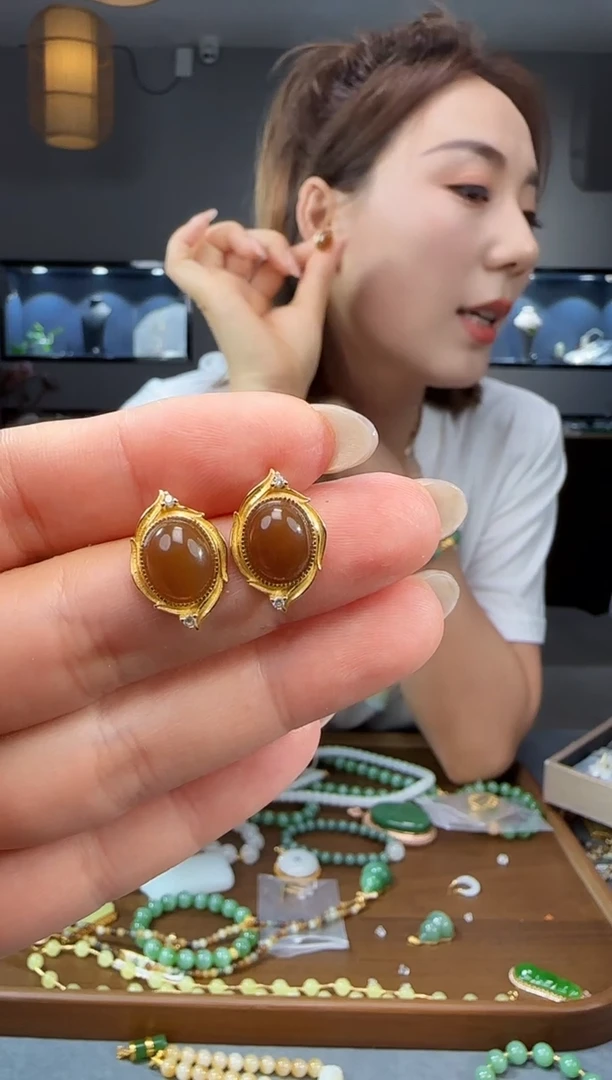 和田玉银S925镶嵌耳饰1