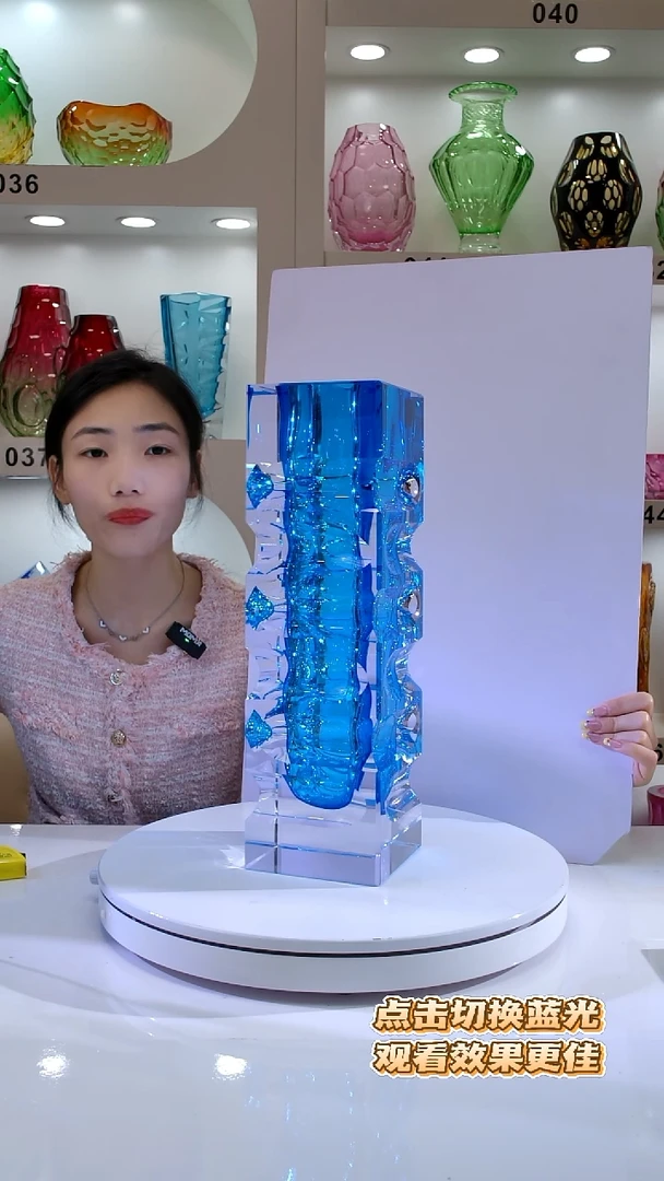 琉璃润****衰蓝色时间片刻