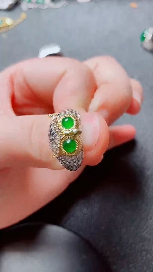 翡翠戒指银S925镶嵌1111