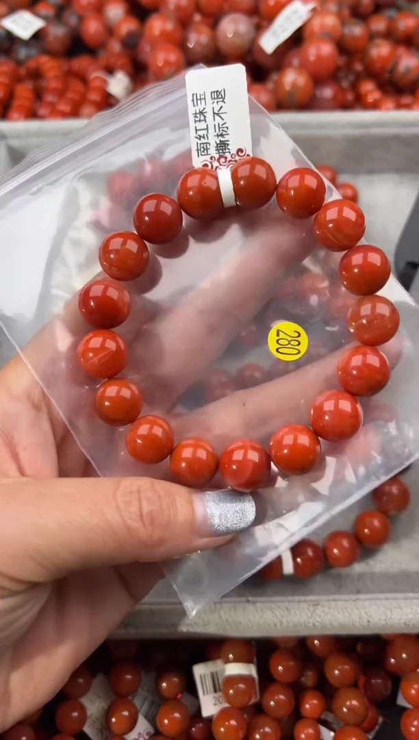 未镶嵌手串南红玛瑙1