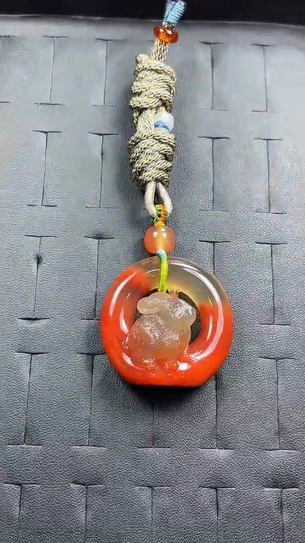 颈饰未镶嵌南红玛瑙安**姥南红吊坠
