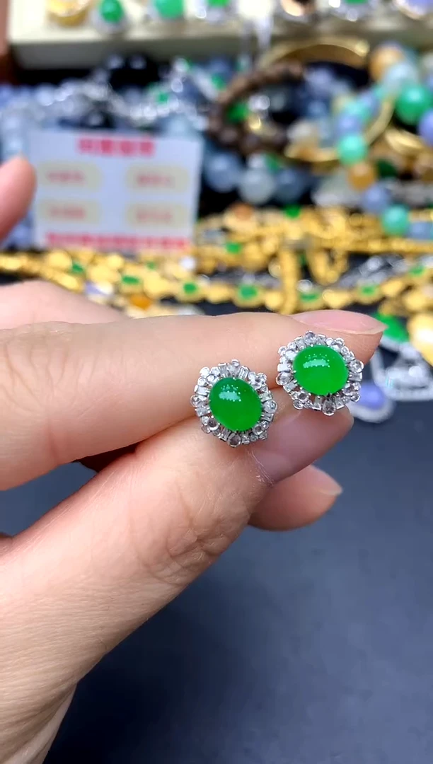 18K金镶嵌翡翠耳饰487-中国好珍宝