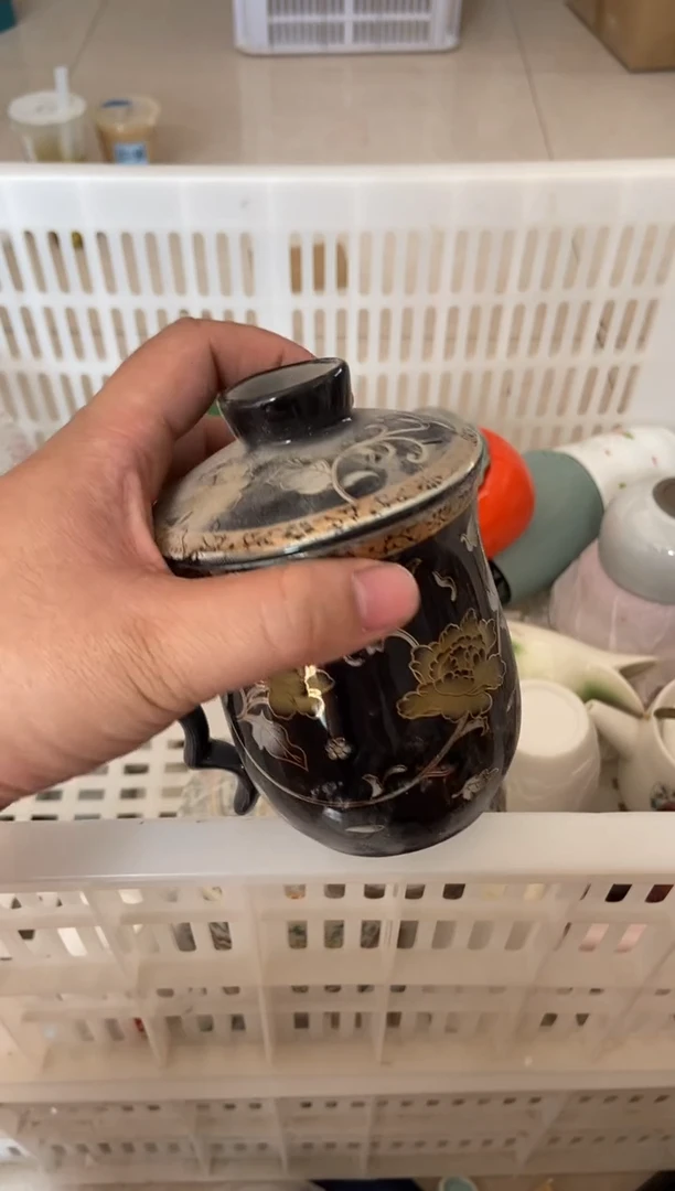 杯无运费险有瑕疵的摄影的产品有使用过的痕迹有点脏介意勿拍