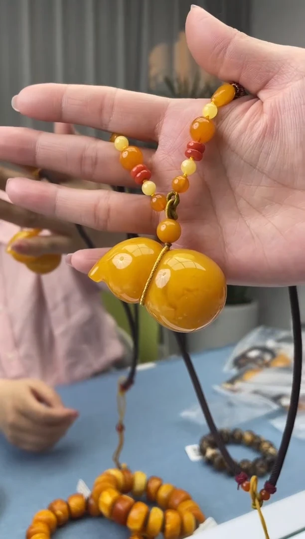 【闪购商品】蜜蜡珠宝奇石未镶嵌假一罚十，发一件030