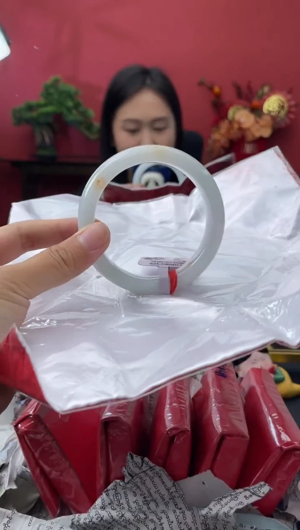 未镶嵌手镯翡翠6