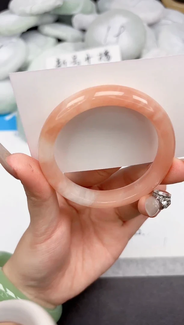 未镶嵌手镯石英质玉135-57-58