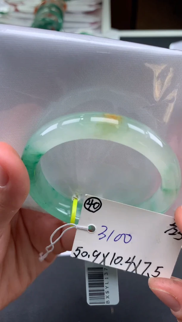 【闪购商品】石英质玉手镯未镶嵌拍下联系小耳机看购买须知！！！