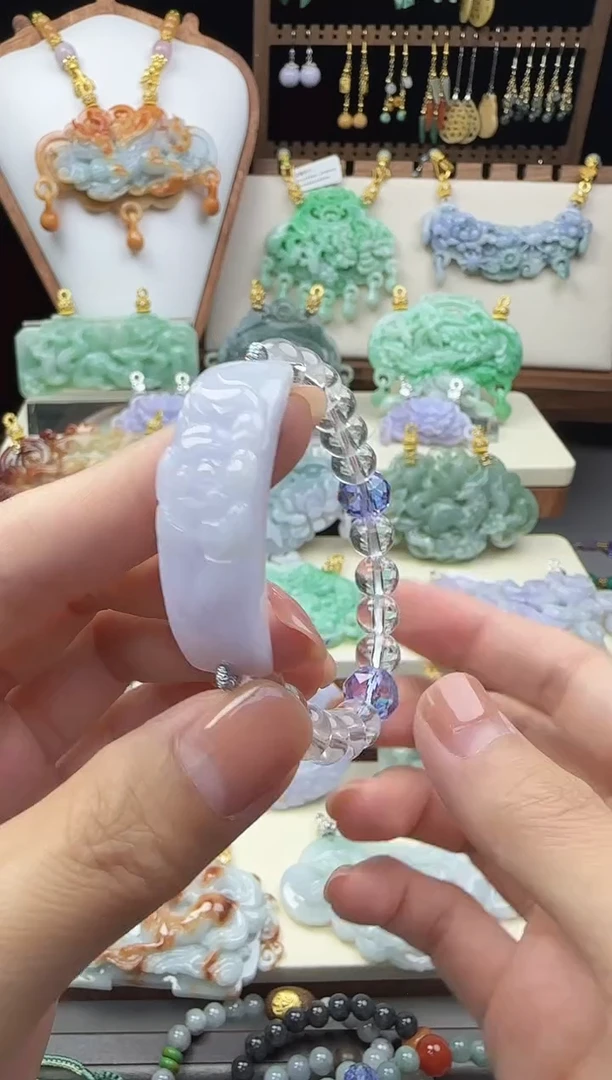 翡翠未镶嵌颈饰国风原创